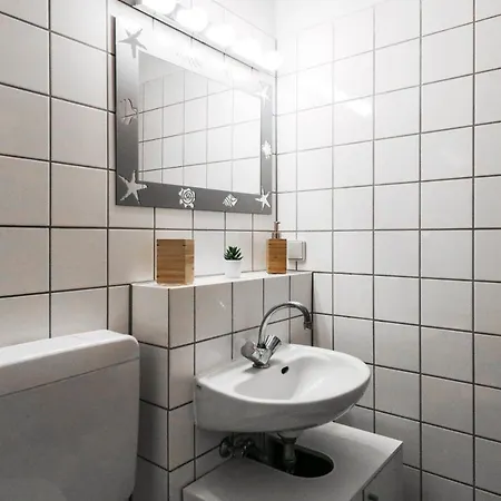 Zentrum Nahe Uni Mit Netflix Und Nespresso Mannheim
